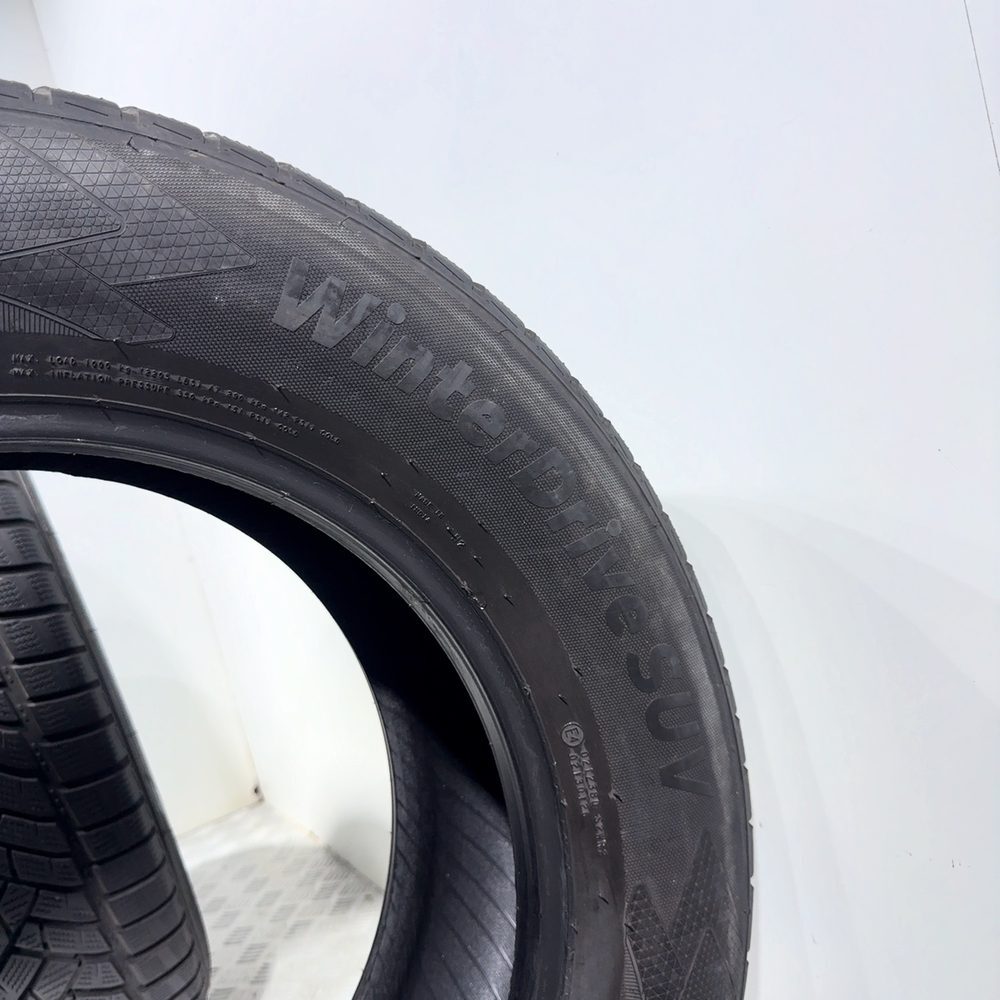 Gomme usate CEAT Winterdrive SUV 235/65 R17 108V – foto 11 | Prima Gomme CEAT Winterdrive SUV 235/65 R17 108V, dettaglio fotografico 11