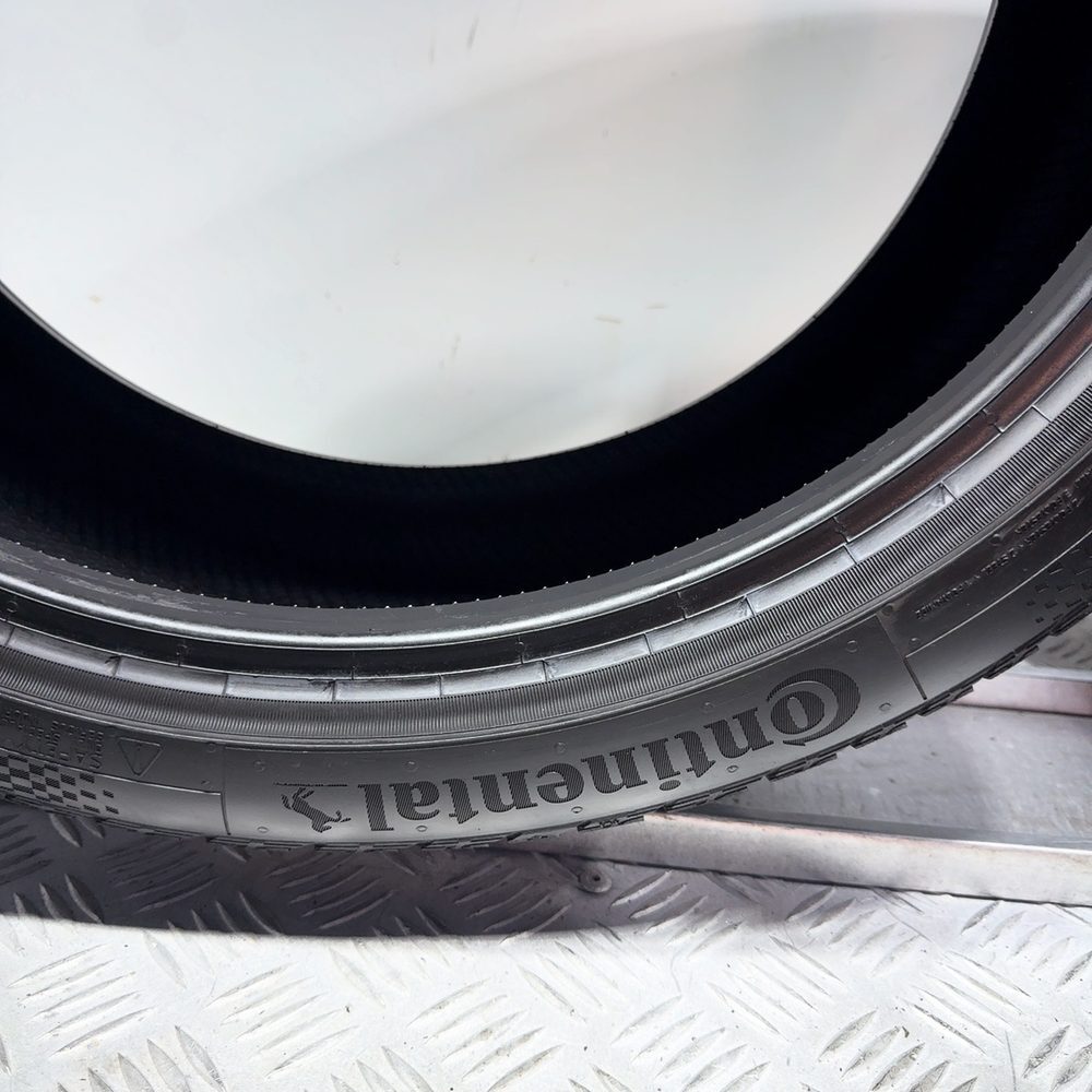 Gomme usate CONTINENTAL Wintercontact TS 860S 225/40 R19 93H – foto 11 | Prima Gomme CONTINENTAL Wintercontact TS 860S 225/40 R19 93H, dettaglio fotografico 11