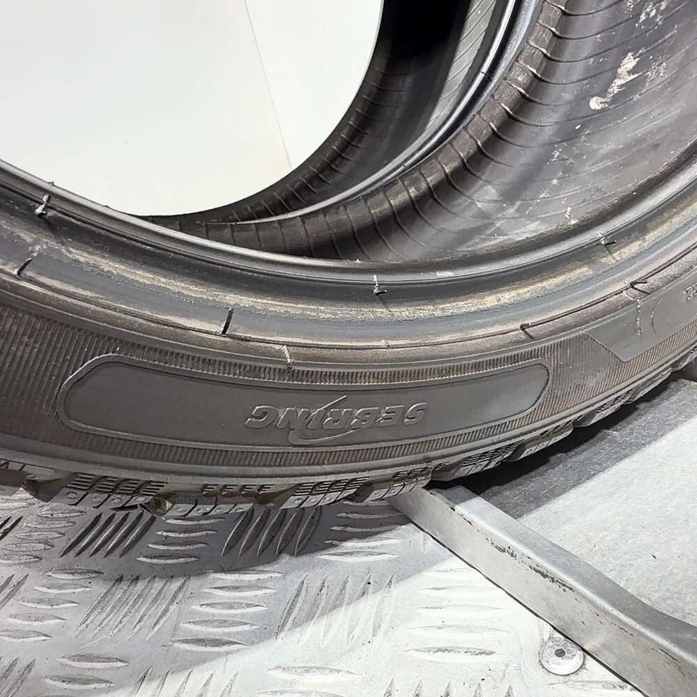 Gomme usate SEBRING Snow 215/40 R17 87V – foto 11 | Prima Gomme SEBRING Snow 215/40 R17 87V, dettaglio fotografico 11