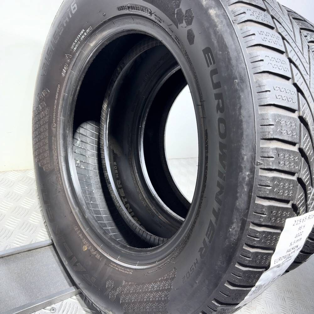 Gomme usate FALKEN Eurowinter HS02 215/65 R16 98H – foto 11 | Prima Gomme FALKEN Eurowinter HS02 215/65 R16 98H, dettaglio fotografico 11