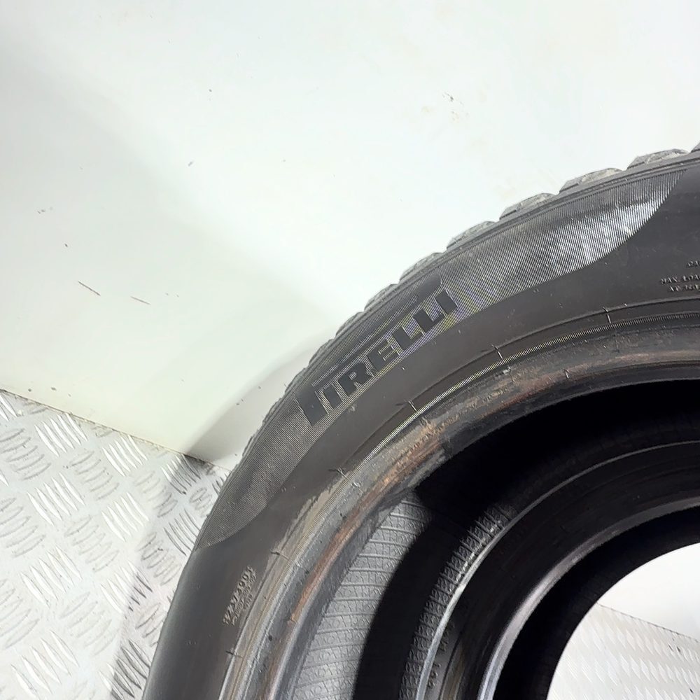 Gomme usate PIRELLI Cinturato Winter 185/60 R15 88T – foto 11 | Prima Gomme PIRELLI Cinturato Winter 185/60 R15 88T, dettaglio fotografico 11