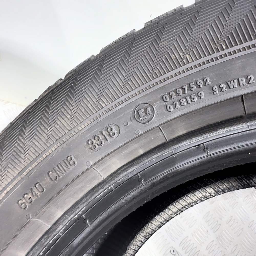 Gomme Usate 225 50 R17 98V XL Gislaved Euro*Frost 6 Invernali | Gomme Usate | PrimaGomme.it Gislaved Euro*Frost 6 225/50 R17 98V, dettaglio fotografico 11