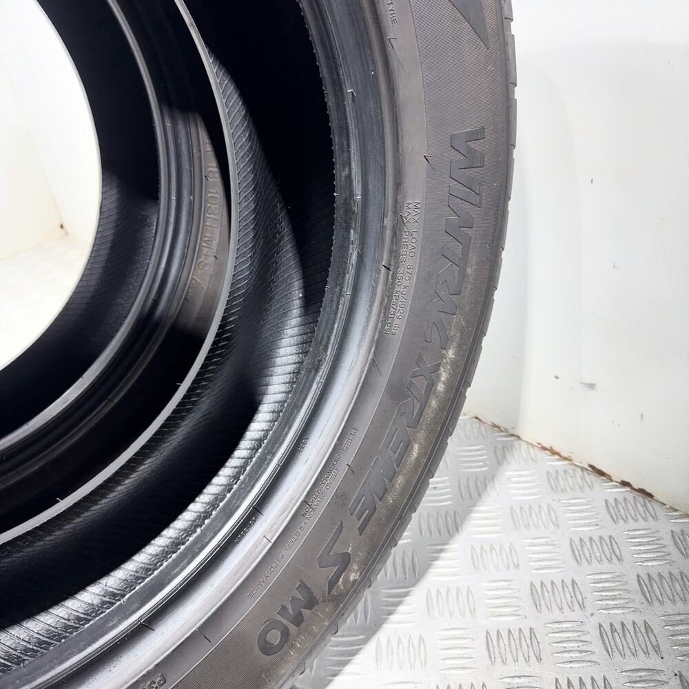Gomme Usate 235 60 R18 103H Vredestein Wintrac Xtreme S 79% Invernali | Gomme Usate | PrimaGomme.it Vredestein Wintrac Xtreme S 235/60 R18 103H, dettaglio fotografico 11
