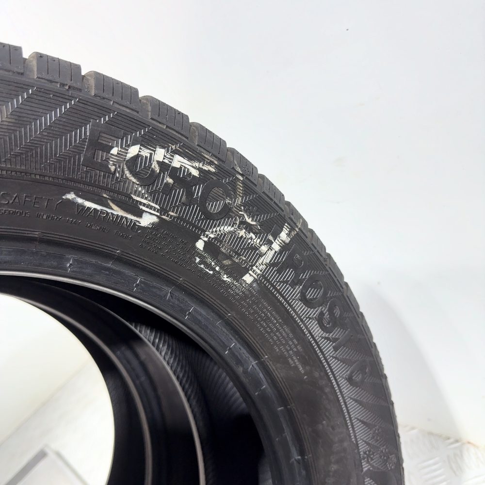 Gomme Usate 215 60 R16 99H XL Gislaved Euro*Frost 6 Invernali | Gomme Usate | PrimaGomme.it Gislaved Euro*Frost 6 215/60 R16 99H, dettaglio fotografico 11