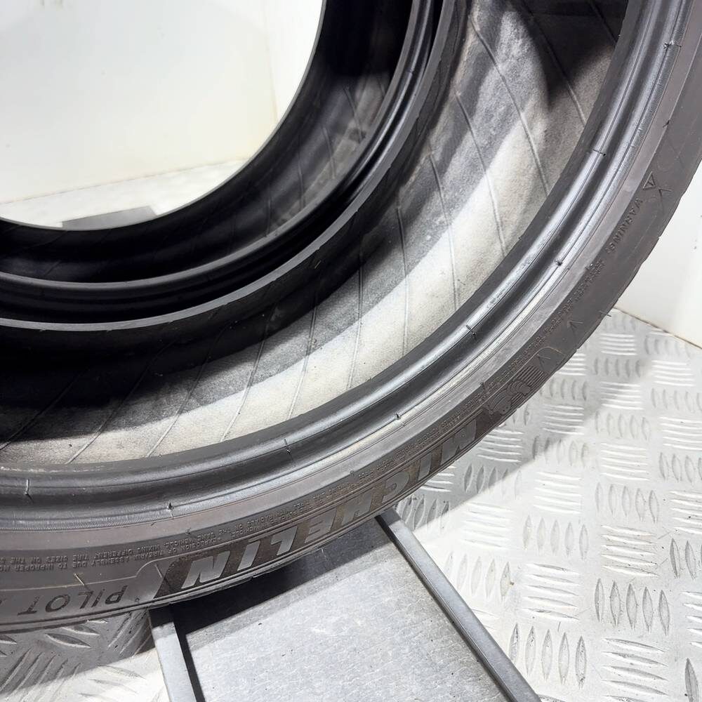 Gomme Usate 225 40 R18 92V XL Michelin Pilot Alpin 5 Invernali | Gomme Usate | PrimaGomme.it MICHELIN Pilot Alpin 5 225/40 R18 92V, dettaglio fotografico 11