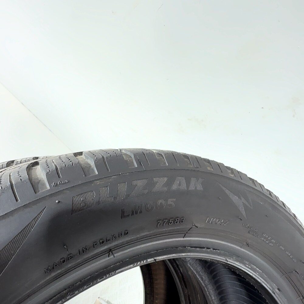 Gomme Usate 195 50 R16 88H XL Bridgestone Blizzak LM005 Invernali | Gomme Usate | PrimaGomme.it BRIDGESTONE Blizzak LM005 195/50 R16 88H, dettaglio fotografico 11