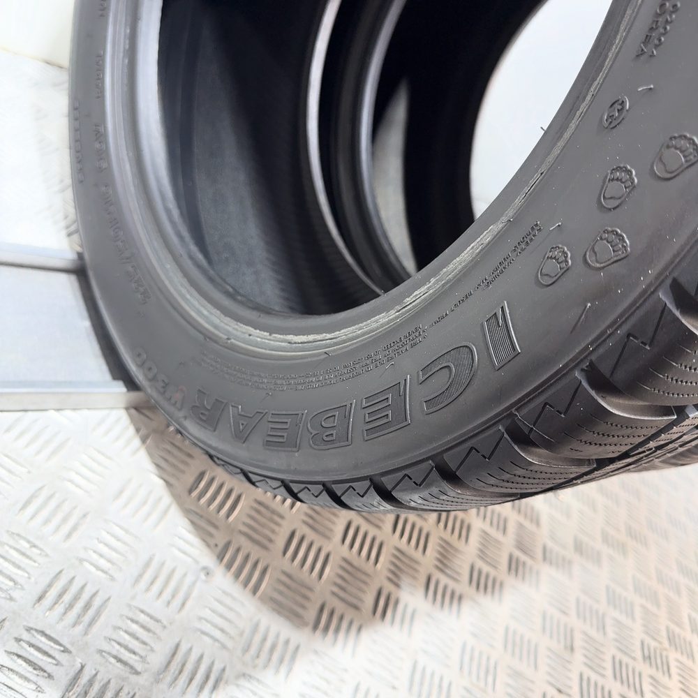 Gomme Usate 225 50 R16 96V XL Hankook Icebear W300 93% Invernali | Gomme Usate | PrimaGomme.it HANKOOK Icebear W300 225/50 R16 96V, dettaglio fotografico 11