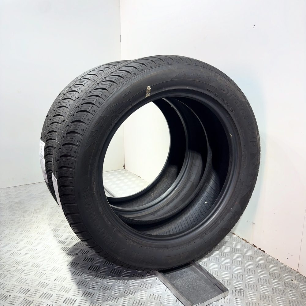 Gomme usate Star Performer Stratos Uhp 235/55 R19 105V – foto 12 | Prima Gomme Star Performer Stratos Uhp 235/55 R19 105V, dettaglio fotografico 12