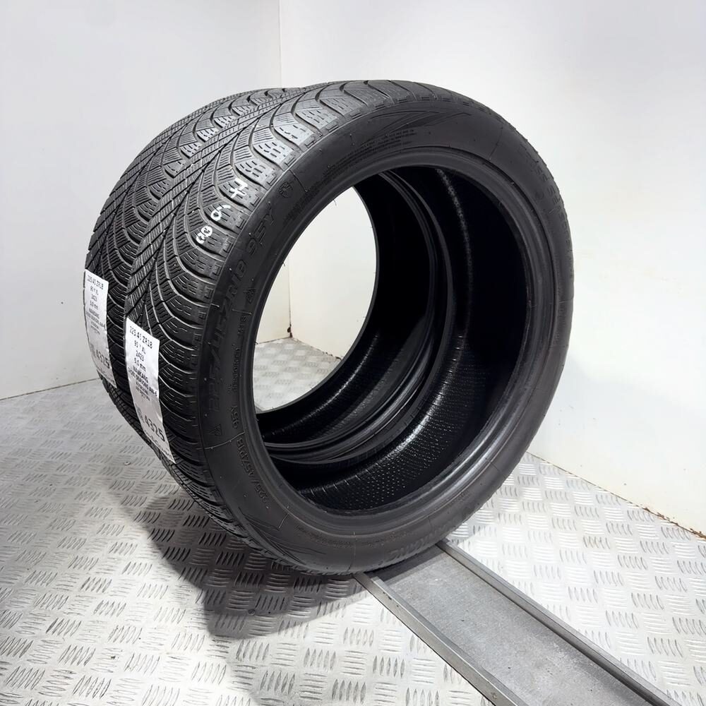 Gomme Usate 225 45 ZR18 95Y XL Nankang Cross Seasons AW-6 71% 4 Stagioni | Gomme Usate | PrimaGomme.it NANKANG Cross Seasons AW-6 225/45 ZR18 95Y: fino a 300 km/h, dettaglio fotografico 14