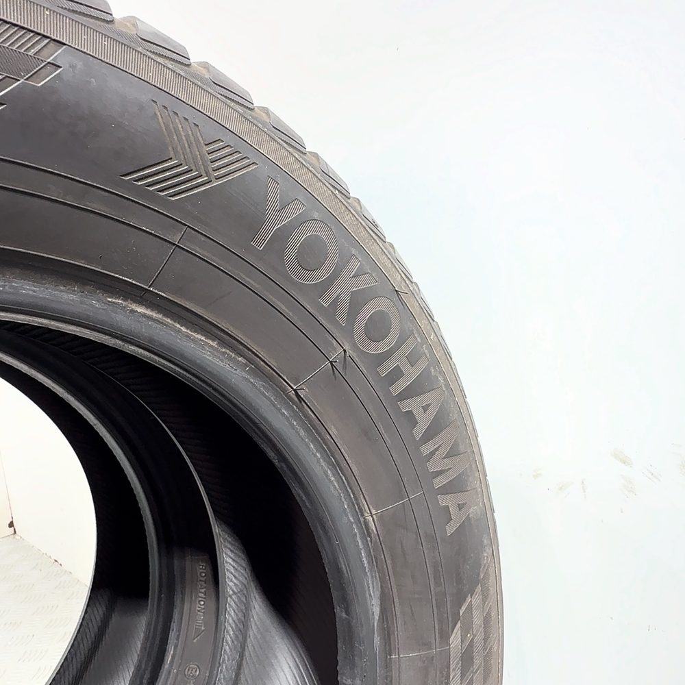Gomme usate YOKOHAMA W.Drive V905 215/60 R16 99H – foto 15 | Prima Gomme YOKOHAMA W.Drive V905 215/60 R16 99H, dettaglio fotografico 15