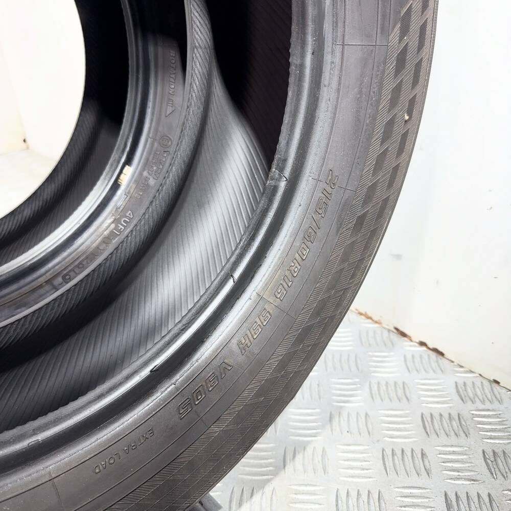 Gomme usate YOKOHAMA W.Drive V905 215/60 R16 99H – foto 16 | Prima Gomme YOKOHAMA W.Drive V905 215/60 R16 99H, dettaglio fotografico 16