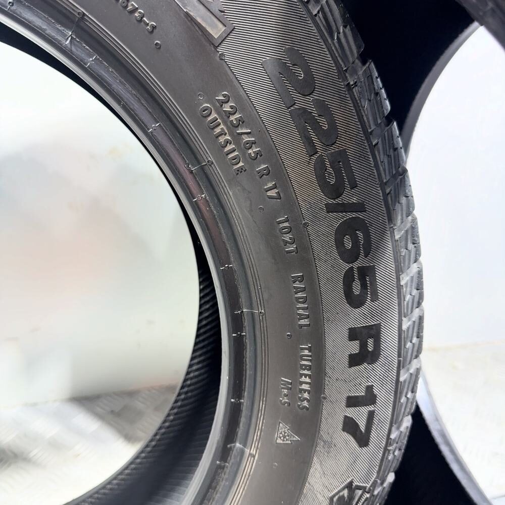 Gomme usate CONTINENTAL Cross Contact Cross Contact Winter 225/65 R17 102T – foto 17 | Prima Gomme CONTINENTAL Cross Contact Cross Contact Winter 225/65 R17 102T, dettaglio fotografico 17