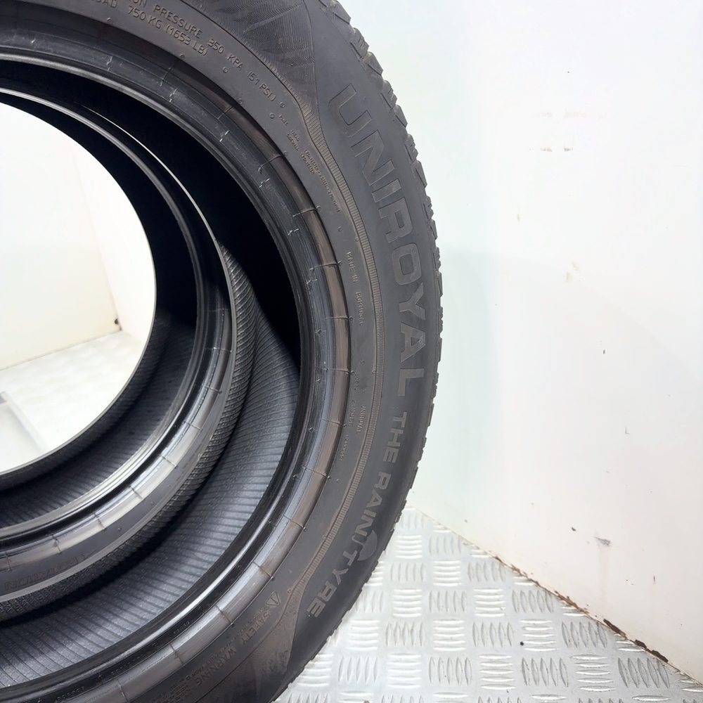 Gomme Usate 215 65 R16 98H Uniroyal MS Plus 77 71% Invernali | Gomme Usate | PrimaGomme.it UNIROYAL MS PLUS 77 215/65 R16 98H, dettaglio fotografico 17