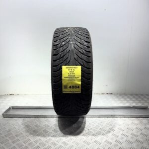 Gomma Usata 235 45 R17 97R XL Nokian Hakkapeliitta R2 74% Invernale