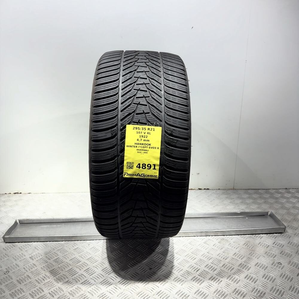 Gomma Usata 295 35 R21 107V XL Hankook Winter I*Cept Evo3 X Invernale | Gomme Usate | PrimaGomme.it Gomma usata HANKOOK Winter I*Cept Evo3 X 295/35 R21 107V