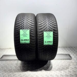 Gomme Usate 255 45 R19 104V XL Goodyear Ultragrip Performance 3 77% Invernali