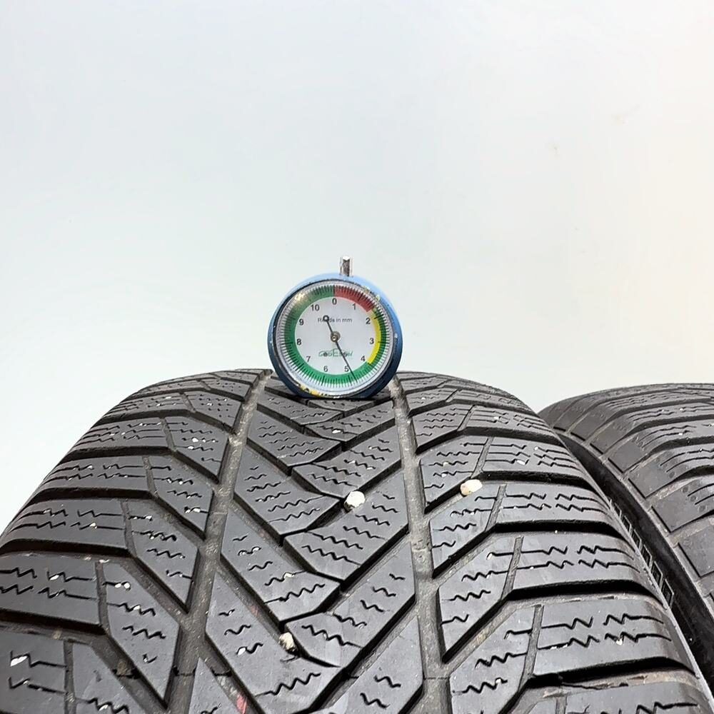 Gomme usate ESA TECAR Supergrip Pro 215/55 R17 98V – foto 02 | Prima Gomme ESA TECAR Supergrip Pro 215/55 R17 98V, dettaglio fotografico 2