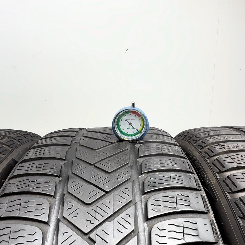 Gomme usate PIRELLI Winter Sottozero 3 255/45 R19 104W: fino a 270 km/h – foto 02 | Prima Gomme PIRELLI Winter Sottozero 3 255/45 R19 104W: fino a 270 km/h, dettaglio fotografico 2