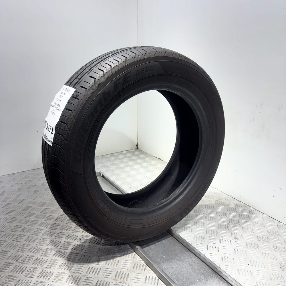 Gomma usata YOKOHAMA BluEarth-FE AE30 185/60 R15 88H – foto 04 | Prima Gomme YOKOHAMA BluEarth-FE AE30 185/60 R15 88H, dettaglio fotografico 4