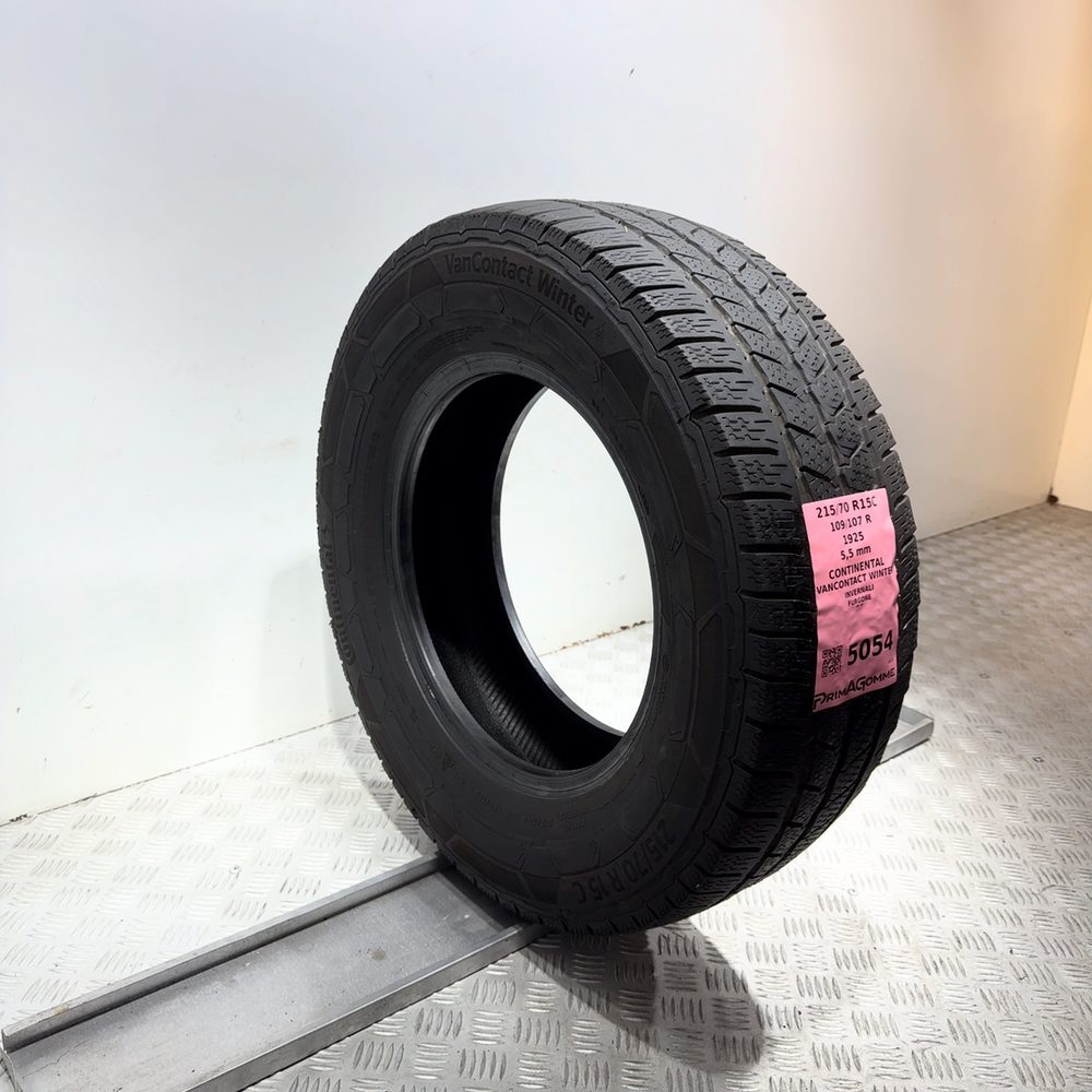 Gomma usata CONTINENTAL VanContact Winter 215/70 R15C 109/107R – foto 05 | Prima Gomme CONTINENTAL VanContact Winter 215/70 R15C 109/107R, dettaglio fotografico 5