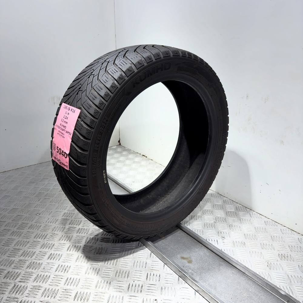 Gomma usata Kumho Wintercraft WP52 195/45 R16 84H – foto 05 | Prima Gomme Kumho Wintercraft WP52 195/45 R16 84H, dettaglio fotografico 5