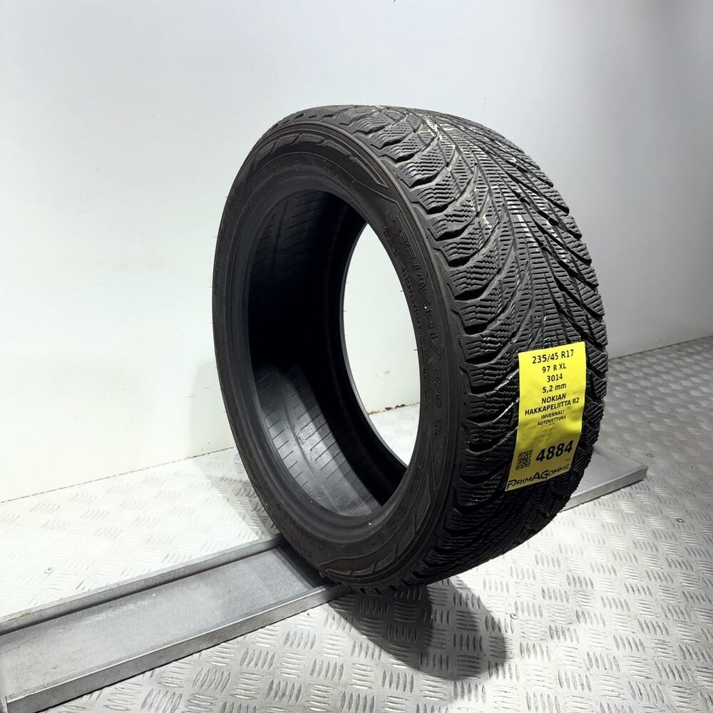 Gomma Usata 235 45 R17 97R XL Nokian Hakkapeliitta R2 74% Invernale | Gomme Usate | PrimaGomme.it NOKIAN Hakkapeliitta R2 235/45 R17 97R, dettaglio fotografico 5