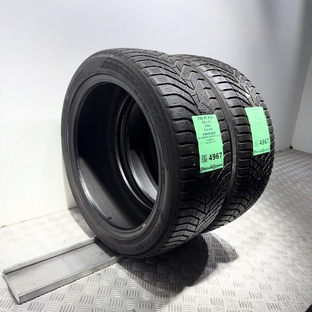 Gomme usate YOKOHAMA BluEarth Winter V905 235/45 R19 99V – foto 05 | Prima Gomme YOKOHAMA BluEarth Winter V905 235/45 R19 99V, dettaglio fotografico 5