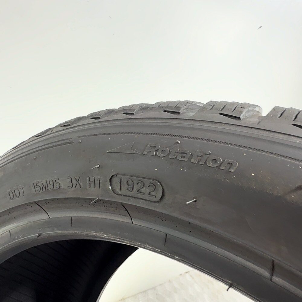 Gomma Usata 295 35 R21 107V XL Hankook Winter I*Cept Evo3 X Invernale | Gomme Usate | PrimaGomme.it HANKOOK Winter I*Cept Evo3 X 295/35 R21 107V, dettaglio fotografico 6