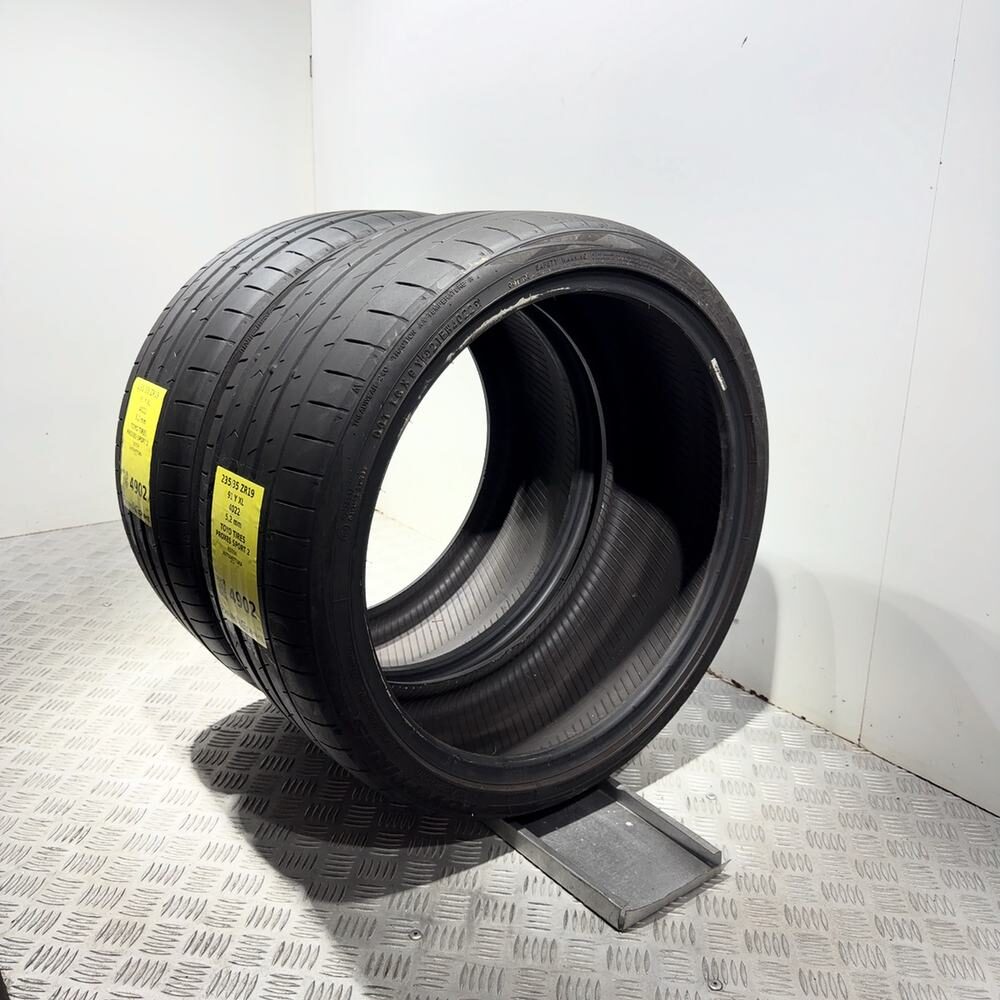 Gomme Usate 235 35 ZR19 91Y XL Toyo Tires Proxes Sport 2 74% Estive | Gomme Usate | PrimaGomme.it TOYO TIRES Proxes Sport 2 235/35 ZR19 91Y: fino a 300 km/h, dettaglio fotografico 6