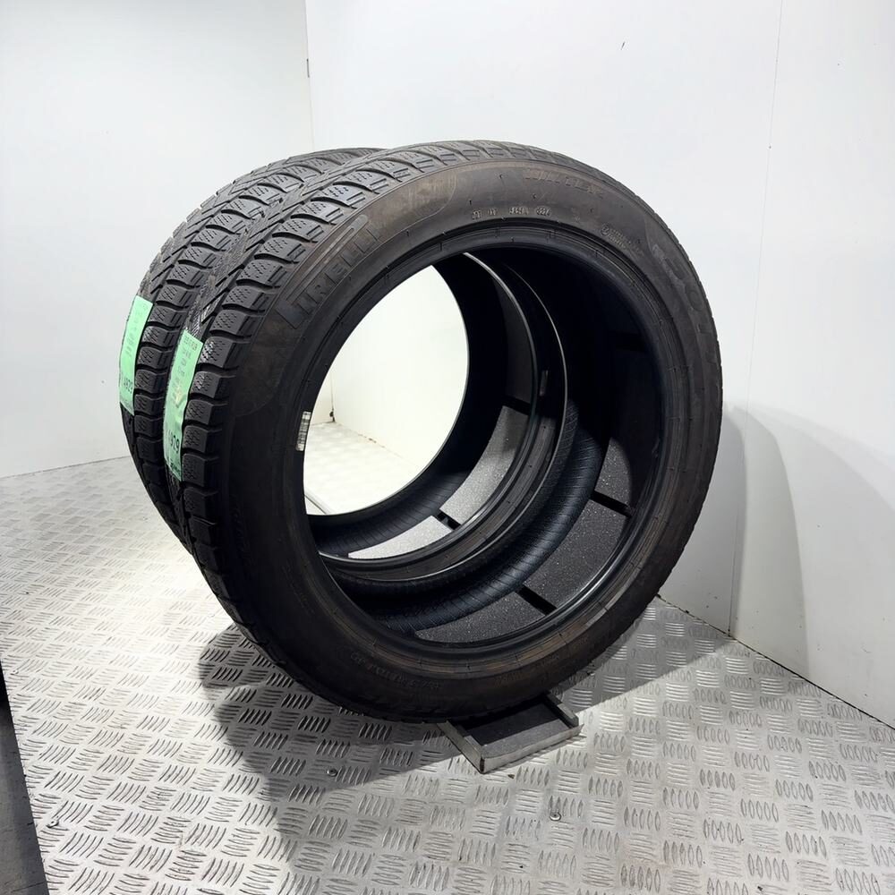 Gomme usate PIRELLI Sottozero 3 255/45 R19 104W: fino a 270 km/h – foto 06 | Prima Gomme PIRELLI Sottozero 3 255/45 R19 104W: fino a 270 km/h, dettaglio fotografico 6