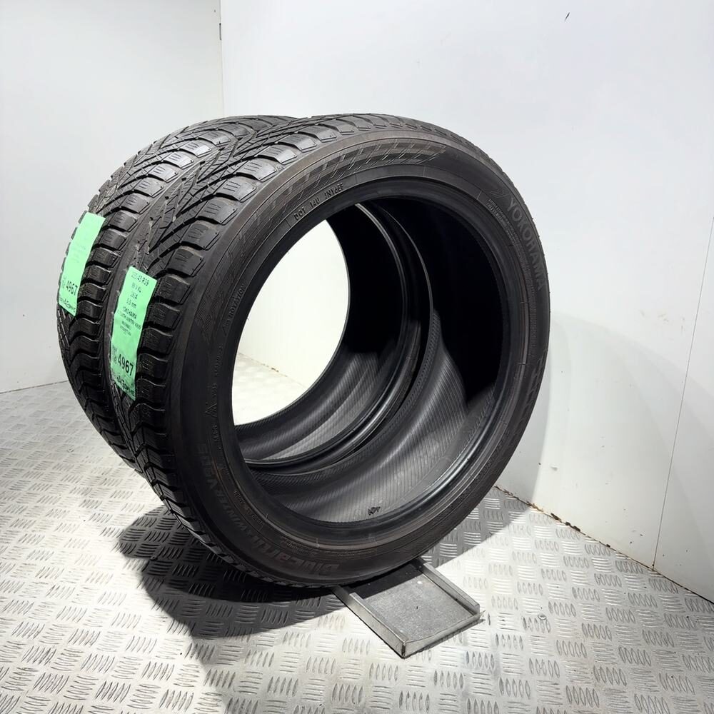 Gomme usate YOKOHAMA BluEarth Winter V905 235/45 R19 99V – foto 06 | Prima Gomme YOKOHAMA BluEarth Winter V905 235/45 R19 99V, dettaglio fotografico 6
