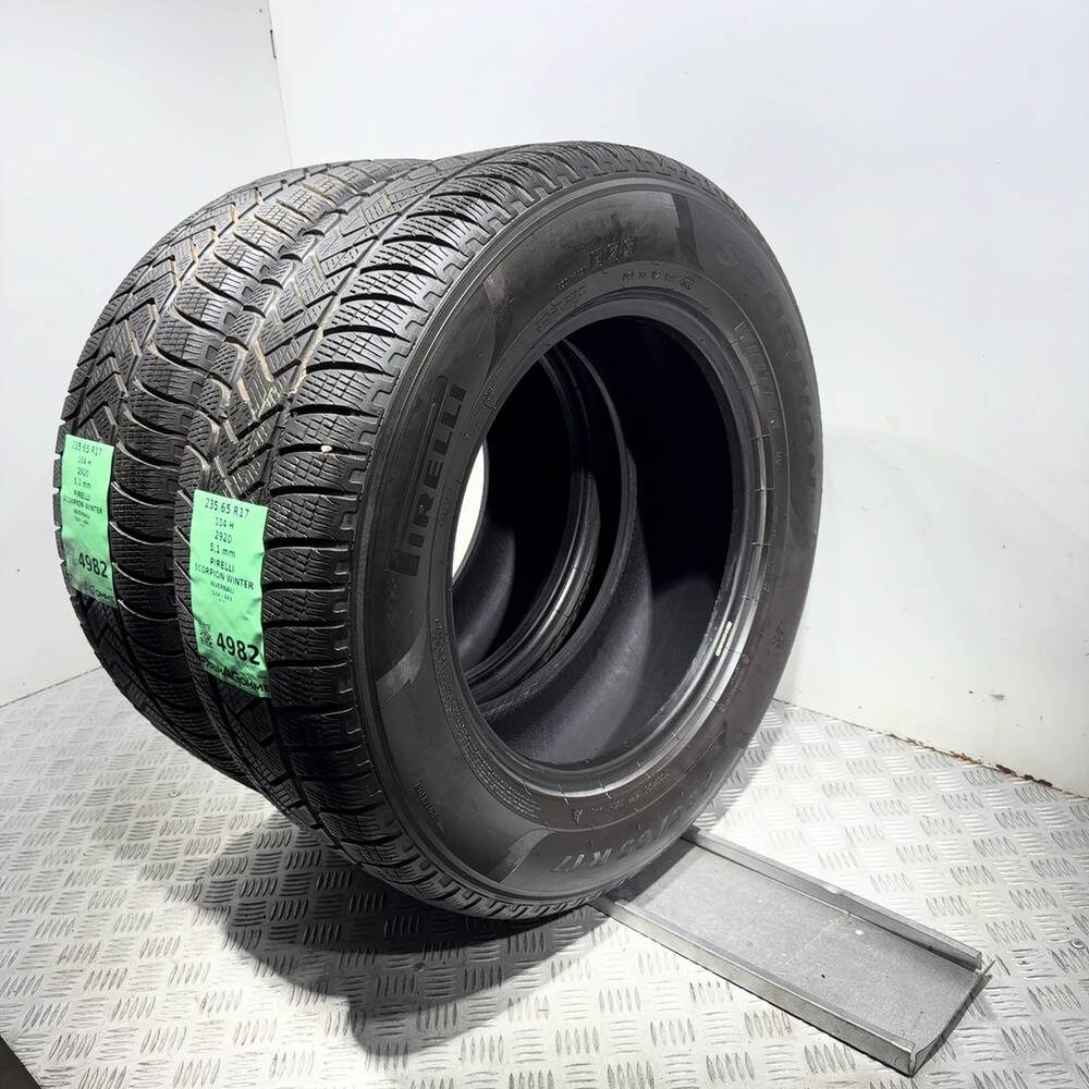 Gomme usate PIRELLI Scorpion Winter 235/65 R17 104H – foto 07 | Prima Gomme PIRELLI Scorpion Winter 235/65 R17 104H, dettaglio fotografico 7