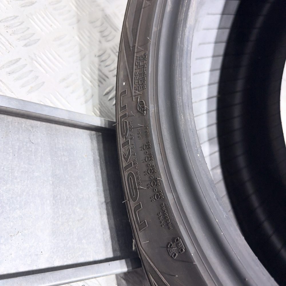 Gomma Usata 235 45 R17 97R XL Nokian Hakkapeliitta R2 74% Invernale | Gomme Usate | PrimaGomme.it NOKIAN Hakkapeliitta R2 235/45 R17 97R, dettaglio fotografico 8
