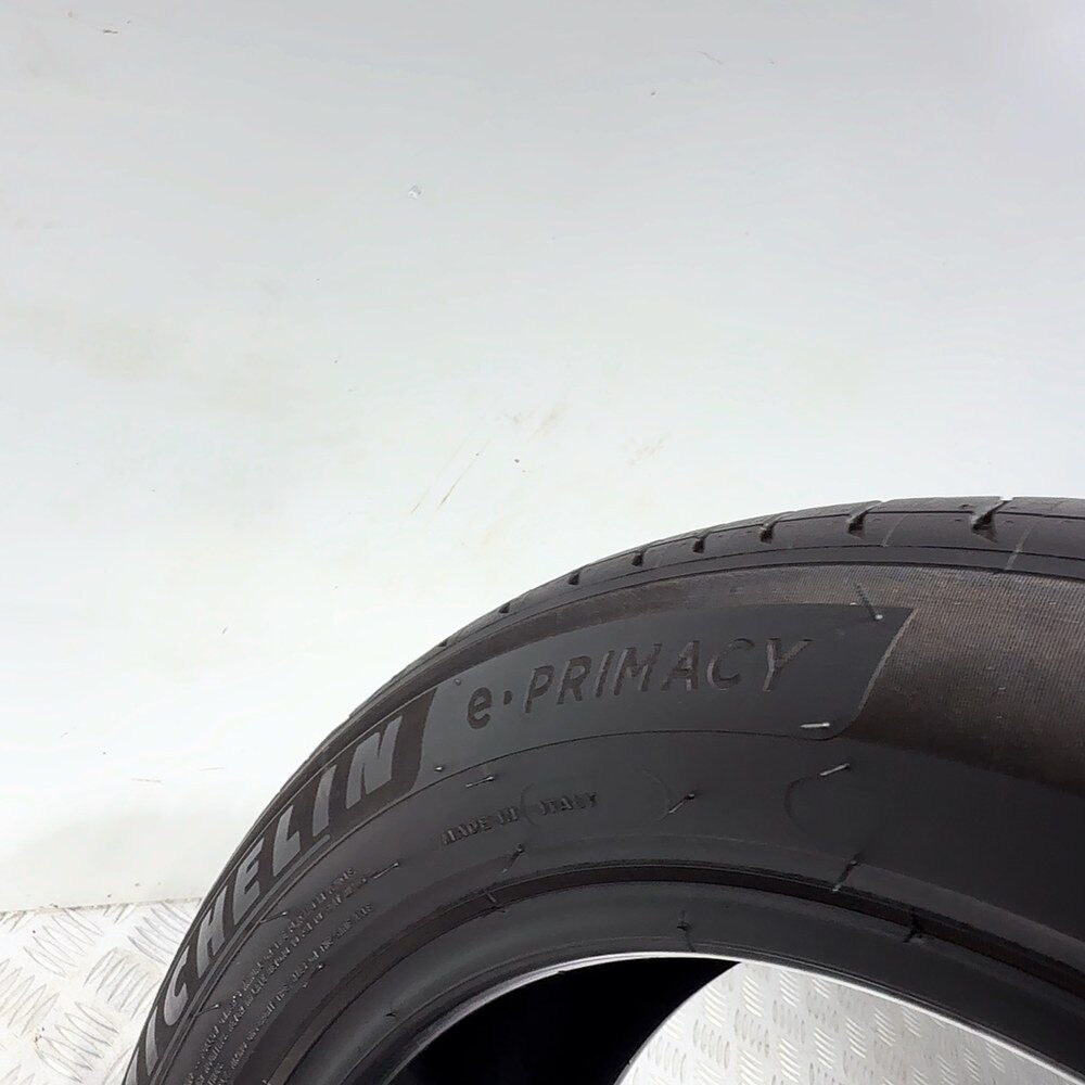 Gomma usata MICHELIN E•Primacy 195/55 R16 91H – foto 08 | Prima Gomme MICHELIN E•Primacy 195/55 R16 91H, dettaglio fotografico 8