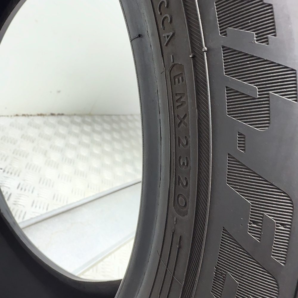 Gomma usata YOKOHAMA BluEarth-FE AE30 185/60 R15 88H – foto 08 | Prima Gomme YOKOHAMA BluEarth-FE AE30 185/60 R15 88H, dettaglio fotografico 8