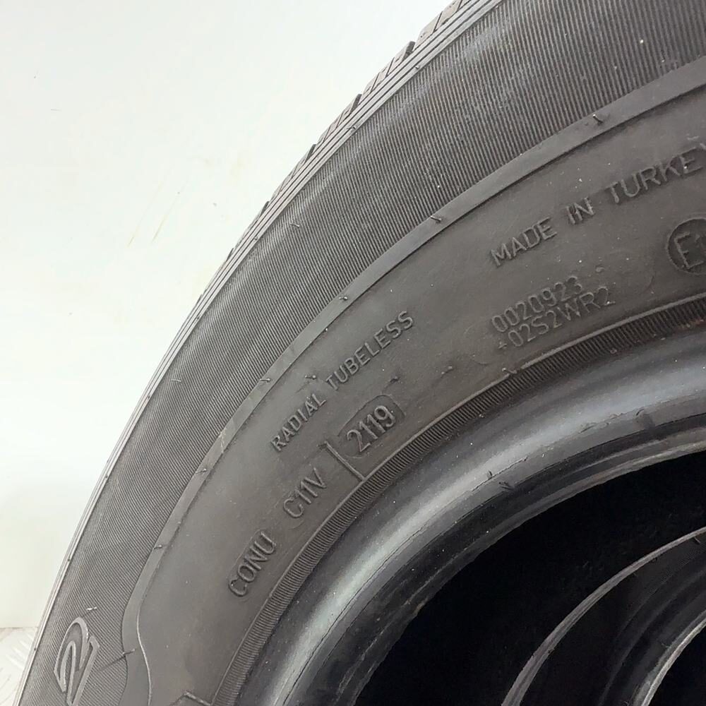 Gomme usate SAVA TRENTA 2 225/70 R15C 112/110R – foto 08 | Prima Gomme SAVA TRENTA 2 225/70 R15C 112/110R, dettaglio fotografico 8
