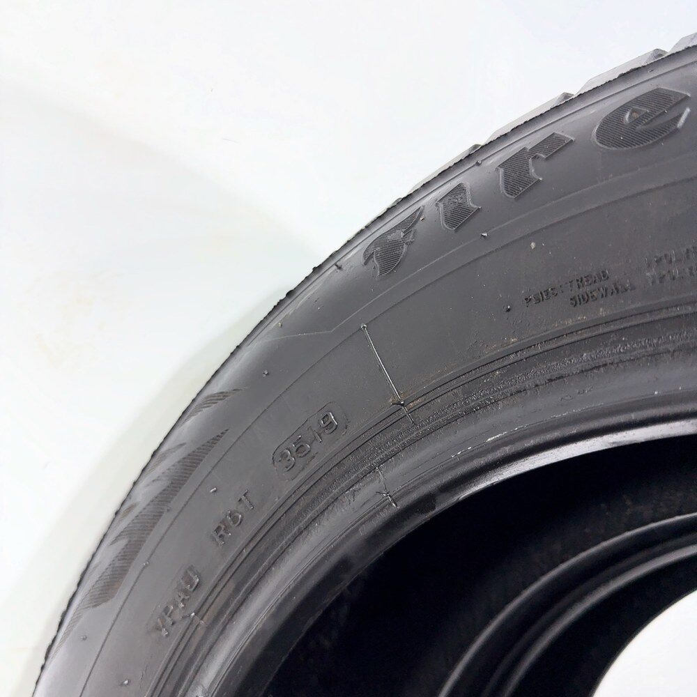 Gomme usate FIRESTONE Winterhawk 3 165/70 R14 81T – foto 08 | Prima Gomme FIRESTONE Winterhawk 3 165/70 R14 81T, dettaglio fotografico 8