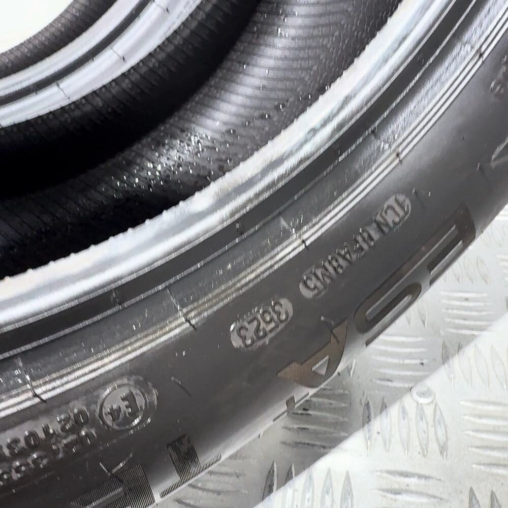 Gomme usate ESA+ TECAR Supergrip Pro 215/55 R17 98V – foto 08 | Prima Gomme ESA+ TECAR Supergrip Pro 215/55 R17 98V, dettaglio fotografico 8
