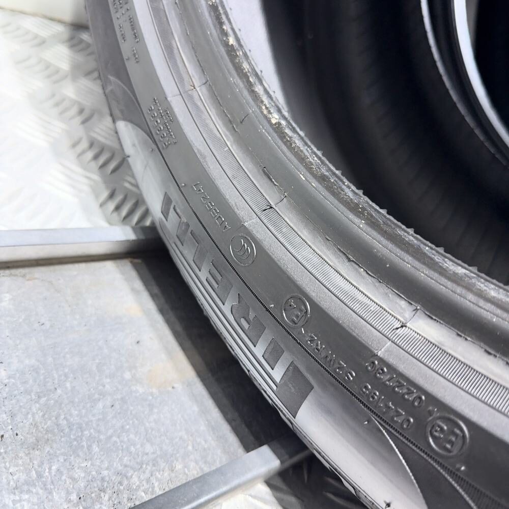 Gomme usate PIRELLI Scorpion Winter 315/35 R20 110V – foto 09 | Prima Gomme PIRELLI Scorpion Winter 315/35 R20 110V, dettaglio fotografico 9