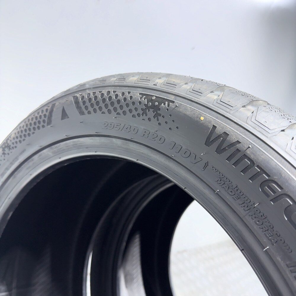 Gomme usate Kumho Wintercraft WS71 295/40 R20 110V – foto 09 | Prima Gomme Kumho Wintercraft WS71 295/40 R20 110V, dettaglio fotografico 9