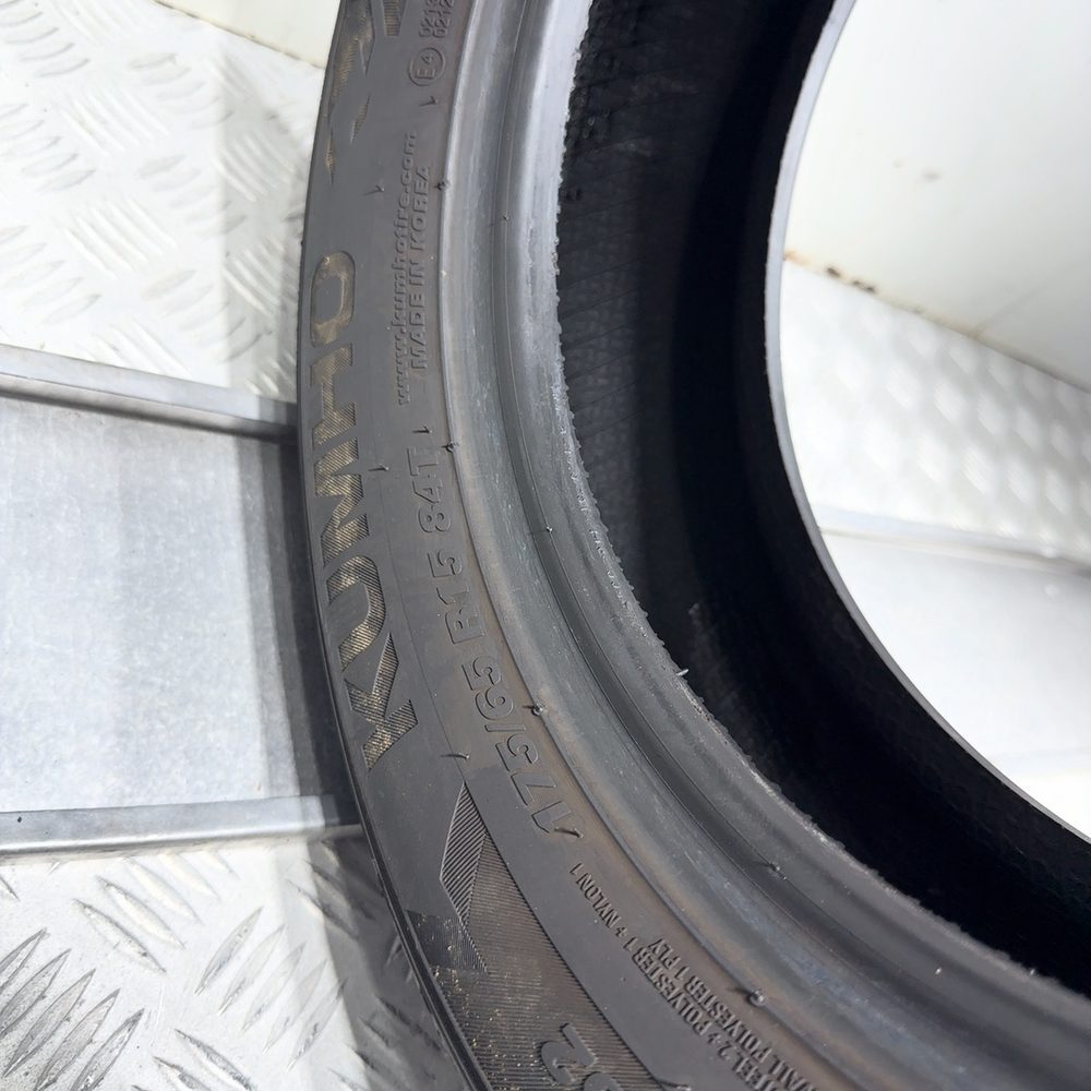 Gomma Usata 175 65 R15 84T Kumho Wintercraft WP52 81% Invernale | Gomme Usate | PrimaGomme.it Kumho Wintercraft WP52 175/65 R15 84T, dettaglio fotografico 9