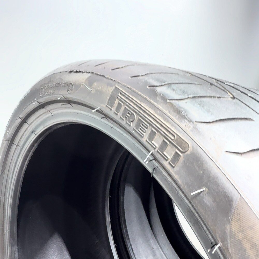 Gomme usate PIRELLI P ZERO 305/30 ZR20 103Y: fino a 300 km/h – foto 09 | Prima Gomme PIRELLI P ZERO 305/30 ZR20 103Y: fino a 300 km/h, dettaglio fotografico 9