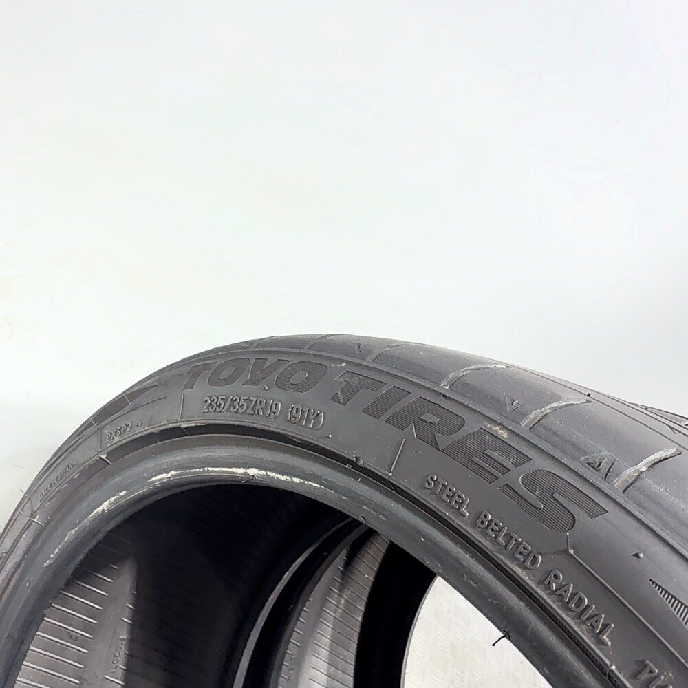 Gomme Usate 235 35 ZR19 91Y XL Toyo Tires Proxes Sport 2 74% Estive | Gomme Usate | PrimaGomme.it TOYO TIRES Proxes Sport 2 235/35 ZR19 91Y: fino a 300 km/h, dettaglio fotografico 9