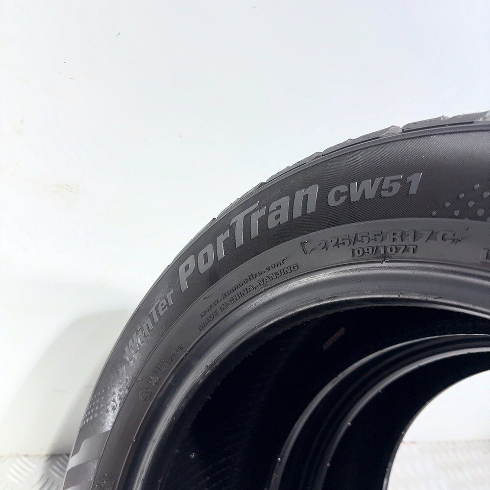 Gomme usate Kumho Winter Portran CW51 225/55 R17C 109/107T – foto 10 | Prima Gomme Kumho Winter Portran CW51 225/55 R17C 109/107T, dettaglio fotografico 10