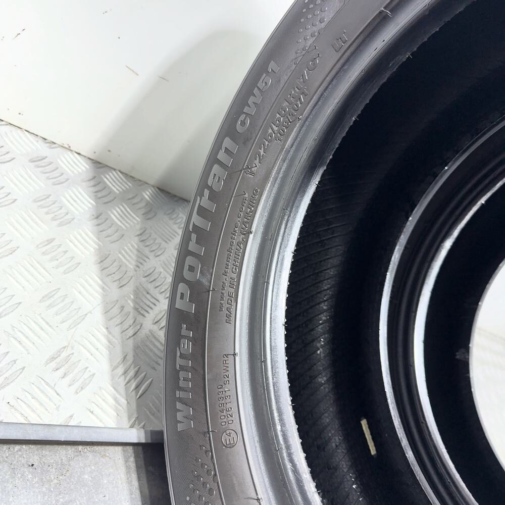 Gomme usate Kumho Winter Portran CW51 225/55 R17C 109/107T – foto 10 | Prima Gomme Kumho Winter Portran CW51 225/55 R17C 109/107T, dettaglio fotografico 10