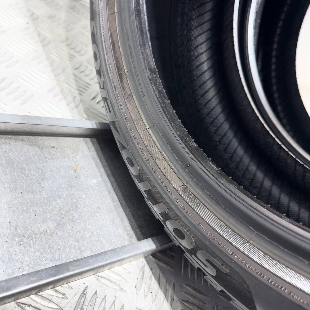Gomme usate PIRELLI Sottozero 3 225/40 R18 92V – foto 10 | Prima Gomme PIRELLI Sottozero 3 225/40 R18 92V, dettaglio fotografico 10