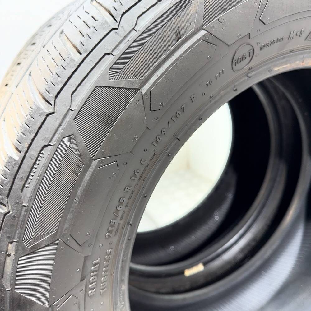 Gomme usate CONTINENTAL VanContact Winter 215/65 R16C 109/107R – foto 10 | Prima Gomme CONTINENTAL VanContact Winter 215/65 R16C 109/107R, dettaglio fotografico 10