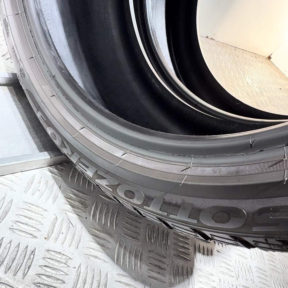 Gomme usate PIRELLI Winter Sottozero 3 235/40 R18 95V – foto 10 | Prima Gomme PIRELLI Winter Sottozero 3 235/40 R18 95V, dettaglio fotografico 10