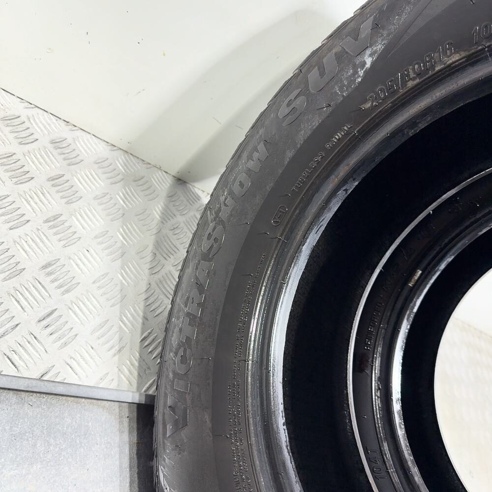 Gomme usate MAXXIS Victrasnow SUV 205/80 R16 104T – foto 10 | Prima Gomme MAXXIS Victrasnow SUV 205/80 R16 104T, dettaglio fotografico 10