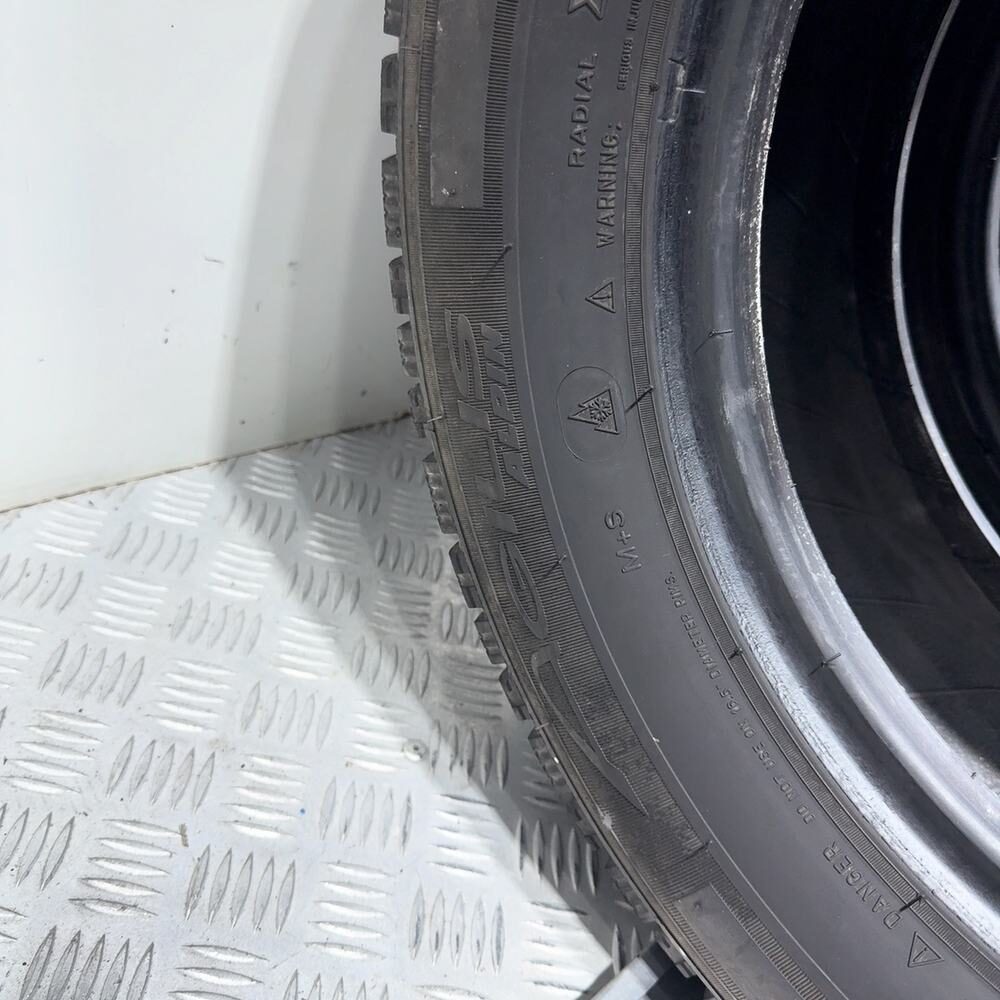 Gomme Usate 225 65 R16C 112/110R Michelin Agilis Alpin 91% Invernali | Gomme Usate | PrimaGomme.it MICHELIN Agilis Alpin 225/65 R16C 112/110R, dettaglio fotografico 10